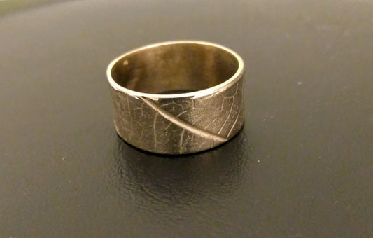 Maple Leafprint Band Ring